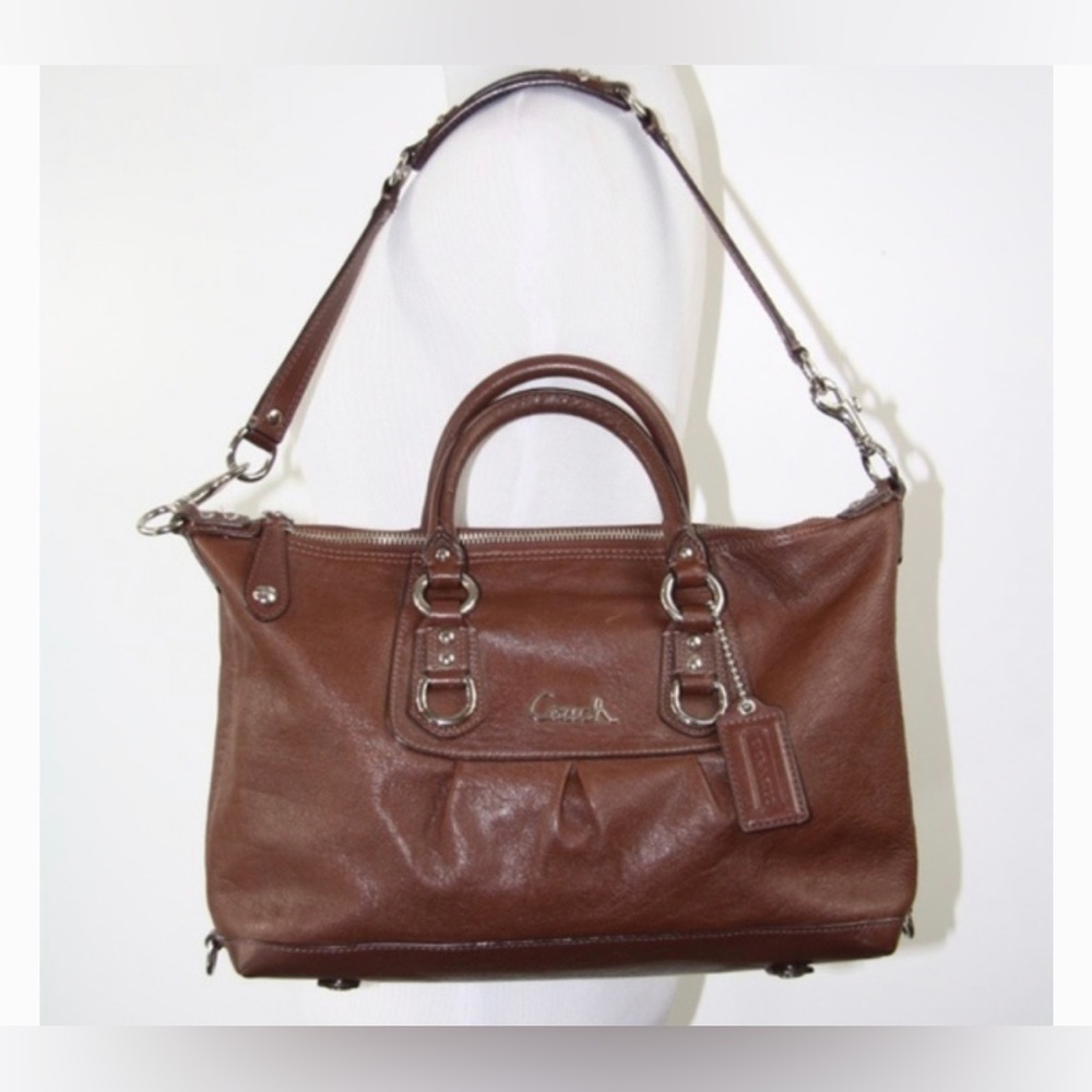 Brown Coach satchel - New WOT —